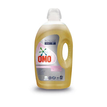 A 5L bottle of Omo Pro Formula Fragrance-Free, fragrance-free detergent from Diversey Deutschland GmbH & Co. OHG, ideal for colored fabrics and sensitive skin, with a handle and labeled white background.