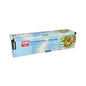 The Starpak cling film, PVC 300 m with practical cutting system, is delivered in a blue box with the inscription "Cling film". The packaging shows a salad bowl and features an integrated cutting system for easy cutting.