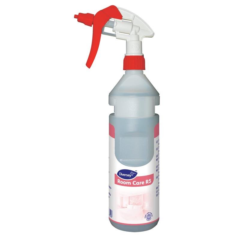 A transparent Room Care R5 Plus spray bottle made of plastic, empty, from Diversey Deutschland GmbH & Co. OHG with a red-white spray head bears the Diversey logo and important product information on the label.