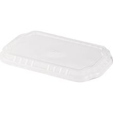 The Duni GmbH lid for take-away PP trays 256x163 mm made of transparent APET is seen on a white background. The rectangular, ribbed lid is perfect for securely packaging food. The package contains 246 pieces.