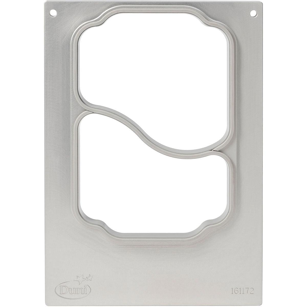 The rectangular silver metal cassette DF10/20 2-comp by Duni GmbH with two interconnected central cutouts - ideal for gastronomy and take away. Embossed with the Duni logo and "161172" at the lower corners, suitable for 500/400 ml PP bowls.