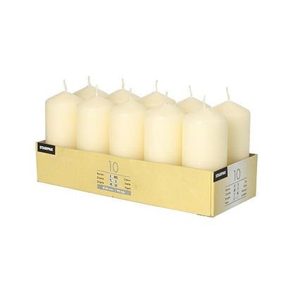 The Starpak 10 pillar candles Ø 40 mm · 90 mm, arranged in a yellow tray, are perfect for weddings or creating a cozy atmosphere.