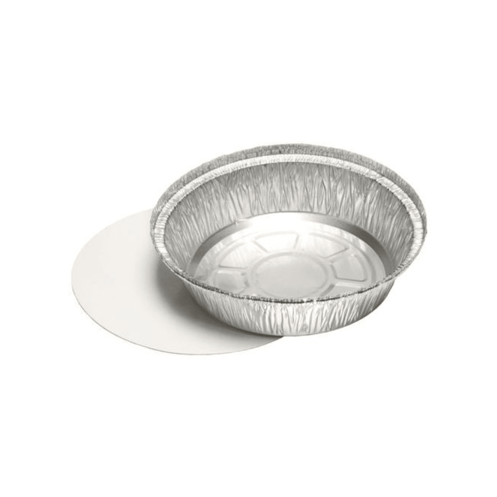 A Starpak 25 tray, aluminum + insert lid, PP-coated baking mold with a matching flat cardboard lid stands nearby on a plain white background.