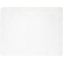 A Duni GmbH decorative lace paper 20x30 cm in white, made of high-quality craft paper, pack of 250 pieces, is rectangular with a solid central part and a delicate lace edge and is depicted from above on a plain background.