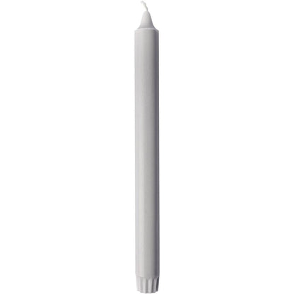 An unused white crown candle 100% stearin pillar candle from Duni GmbH (250 x 22 mm, 9h burn time) with visible wick and ribbed base stands upright against a plain background.