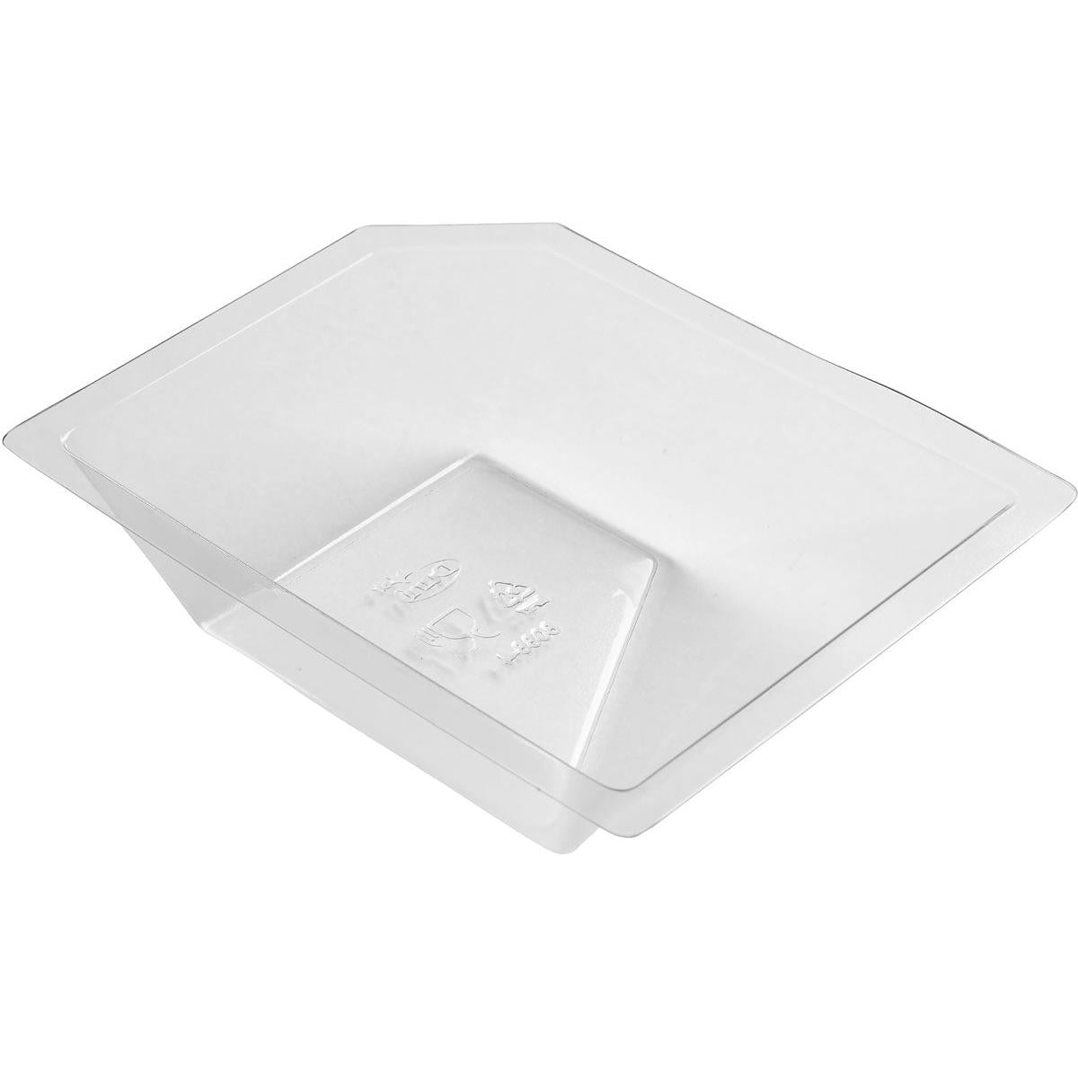 The Polardeli rPET Mini 100 ml bowl from Duni GmbH is a clear, rectangular container (102x80x24 mm) with slightly slanted sides and recycling symbols on the bottom - ideal as sustainable food packaging. Package: 720 pieces.