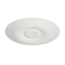 A white bagasse plate ø 27 cm from Duni GmbH, pack (25 pieces), made from environmentally friendly, biodegradable bagasse, with a round indentation in the middle, photographed on a white background.