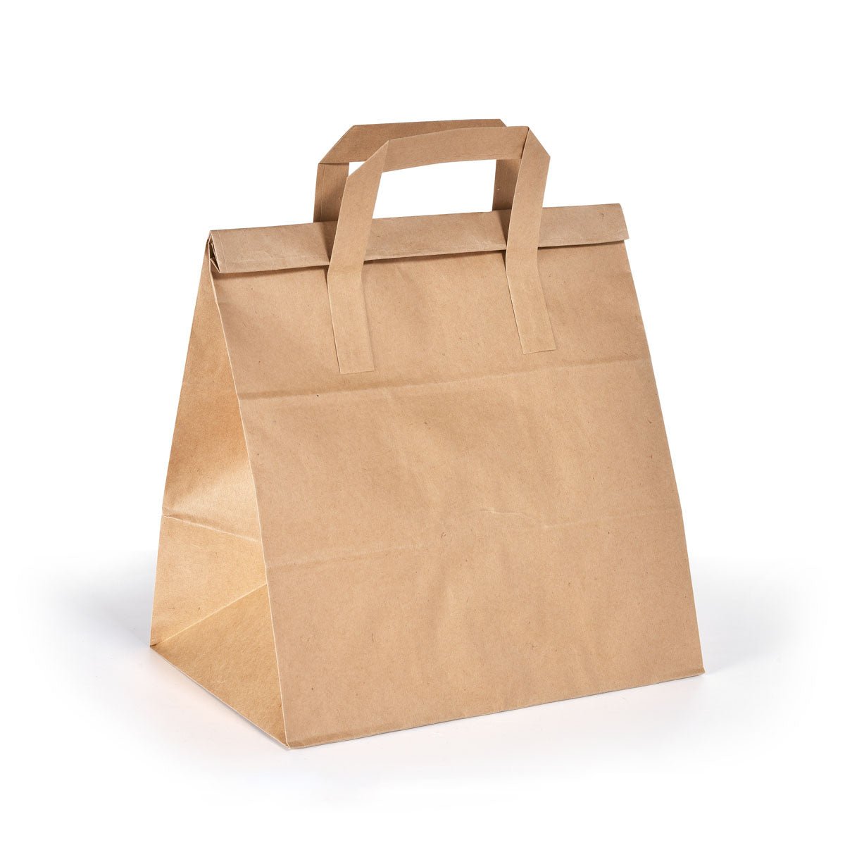 The BioPak Foldbag Medium Brown Paper FSC 240x170x290 from Duni GmbH (250 pieces/pack) stands upright against a white background - the ideal sustainable packaging.