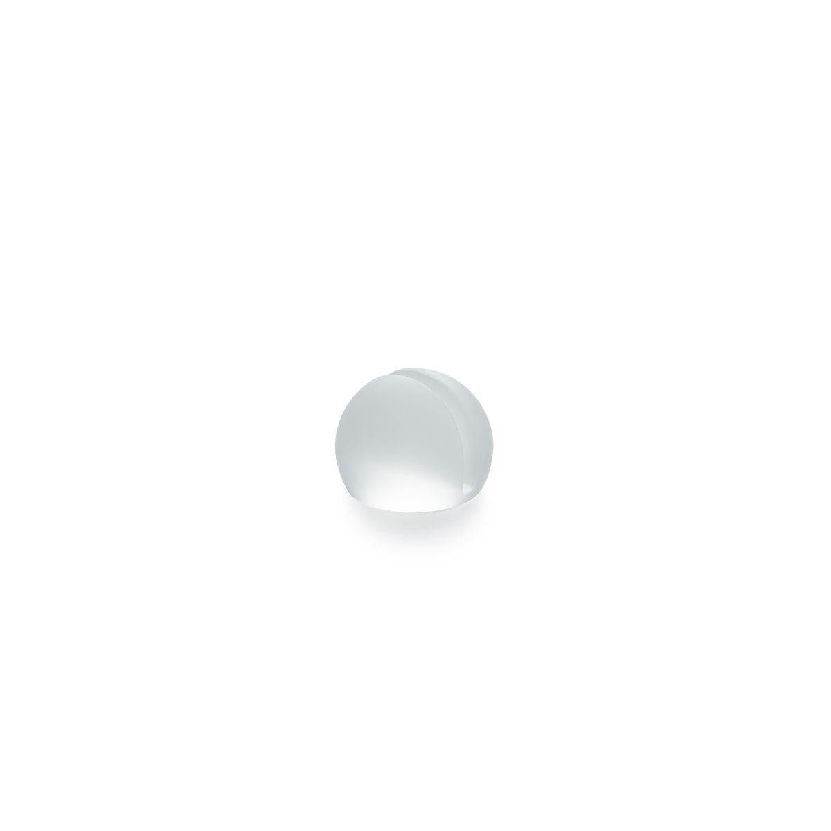A single menu card holder 45x60 mm, Droplet by Duni GmbH, stands centered on a plain white background and casts a faint shadow beneath it, creating a minimalist effect - ideal for gastronomy and events (pack, 1 piece).