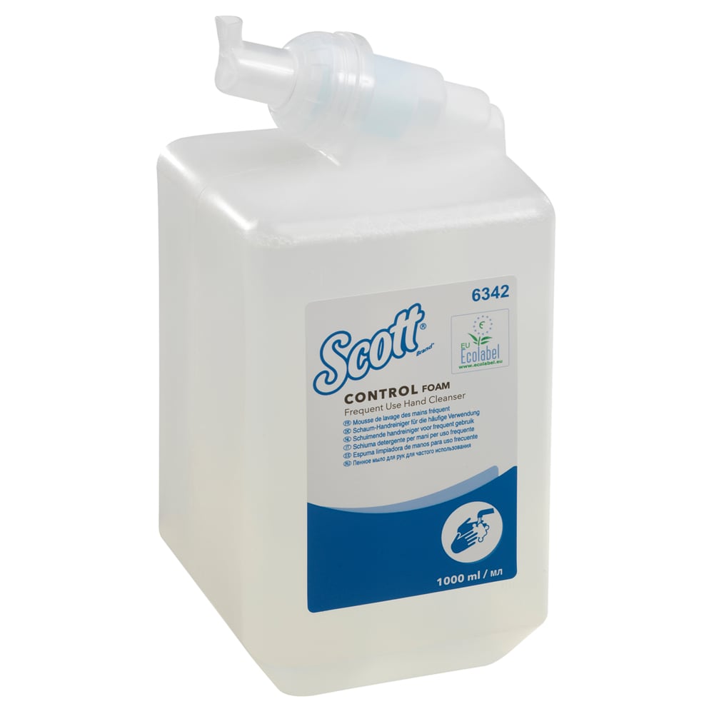 The Scott® Control™ foam hand cleanser 1-liter cassette from Kimberly-Clark GmbH is for frequent use, comes in a transparent dispenser with a blue-white label and Ecolabel; the box contains 6 cassettes.