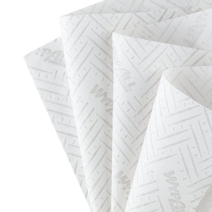 Six white rolls of WypAll® L20 paper wipes for maintenance work from Kimberly-Clark GmbH with 400 sheets each and a subtle diagonal pattern - ideal for cleaning and maintenance work. Central dosing.