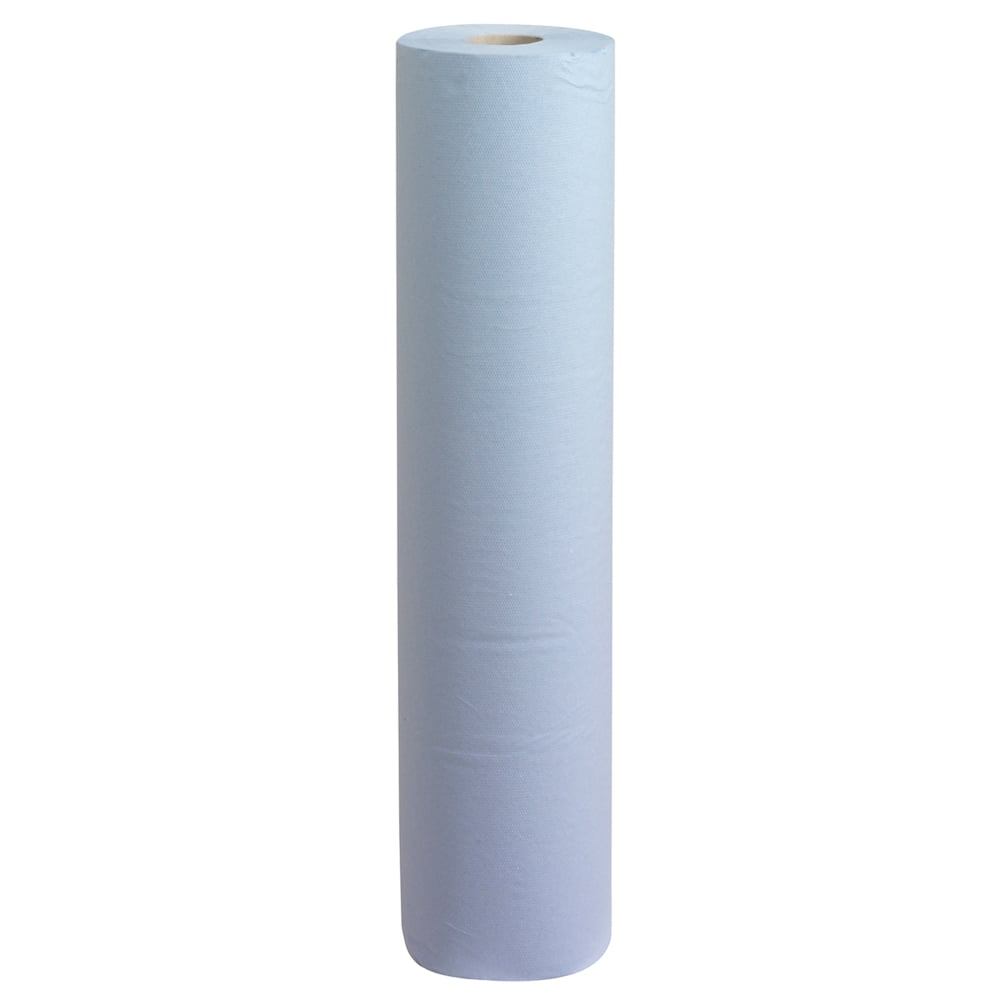 A large Scott® doctor's roll (38.00 cm x 51.00 cm) from Kimberly-Clark GmbH in light blue with a center hole stands upright against a plain white background - ideal for medical facilities.