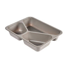 The CPET Tray 3 Grey CPET 225x175x43 from Duni GmbH is a grey, rectangular tray with three compartments - ideal for food packaging. The package contains 300 pieces.