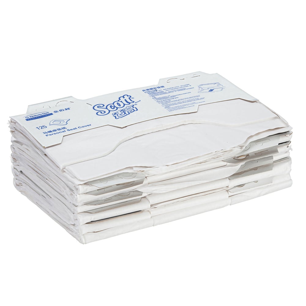 A stack of Scott® Toilet Seat Covers from Kimberly-Clark GmbH (white, 24 bags x 125 packs), with blue lettering, neatly arranged on a white background for hygienic toilet use.