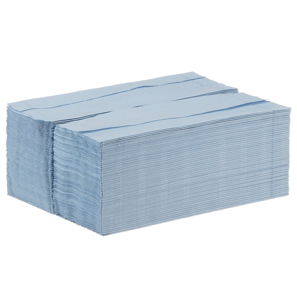 A stack of light blue WypAll® L20 General Clean cleaning cloths from Kimberly-Clark GmbH (1 BRAG™ Box, 280 sheets) is neatly folded and arranged in a rectangular shape against a white background.