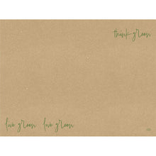 The paper placemat "Love Green" by Duni GmbH (30x40 cm, 250 pieces) features green handwriting on brown recycled paper: "think green" at the top right and "live green love green" at the bottom left. Perfect as a decorative table decoration.