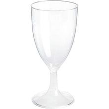 The Duni GmbH wine glass PS, 215ml (pack of 4 pieces), made of transparent plastic, impresses with a smooth bowl, slender stem, and round base. Photographed on a white background.