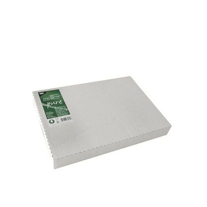 Pictured is a closed, white PAPSTAR GmbH dispenser box (1000 pieces) with cream cover paper "pure" 32x22 cm with palm wax coating on a plain white background; the box bears a green-white label with recycling symbols.