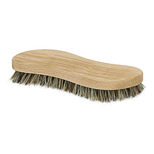 The Nölle Profi Brush Scrub Brush Union S-Form, 20 cm, particularly hard from Nölle Profi Brush Bürsten- & Pinseltechnik e.K. is characterized by stiff union bristles and a wooden handle on a white base.