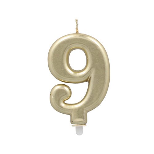 The PAPSTAR GmbH number candle with holder 7 cm "gold" is a gold-colored number candle with a base, ideal as a birthday candle or cake decoration for special occasions.