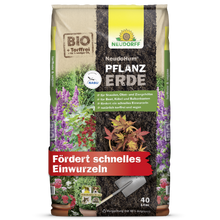 A 40-liter bag of NeudoHum Plant Soil from Neudorff Shop, organic peat-free soil, shows images of flowers, perennials, and garden plants. The German text describes the benefits and usage; at the bottom, a trowel is depicted.