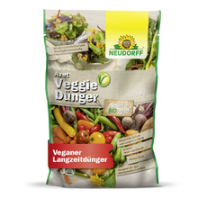 Azet VeggieFertilizer from Neudorff Shop is an organic and vegan fertilizer. The packaging shows various vegetables with green, yellow, and red German labels highlighting the product details.