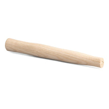 A smooth, unprocessed Nölle Profi Brush hand hammer handle made of ash wood for hammers from Nölle Profi Brush Brush & Paint Technology e.K., with slightly tapered ends, lies on a white background.