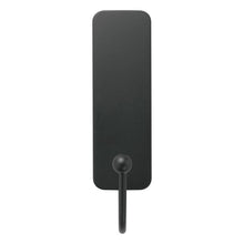 The medium-sized Command™ Matte Black Hook, 17034B from 3M Deutschland GmbH, offers modern design without drilling. With a rectangular, rounded backplate and curved hook, it is easy to attach and remove without residue.