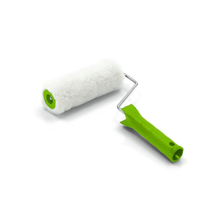 The Nölle Profi Brush Complete Roller Vestan Pile Height 20 mm from Nölle Profi Brush Brush & Paintbrush Technology e.K. is characterized by a white, fluffy 20 mm Vestan fiber cover and a green plastic handle on a white base.
