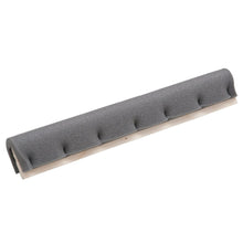 The painting sponge with wood from Diversey Deutschland GmbH & Co. OHG, accessory for sponge clamp 40 cm (carton, 6 packs), is characterized by a textured surface that is ideal for precise painting and decorative painting work.