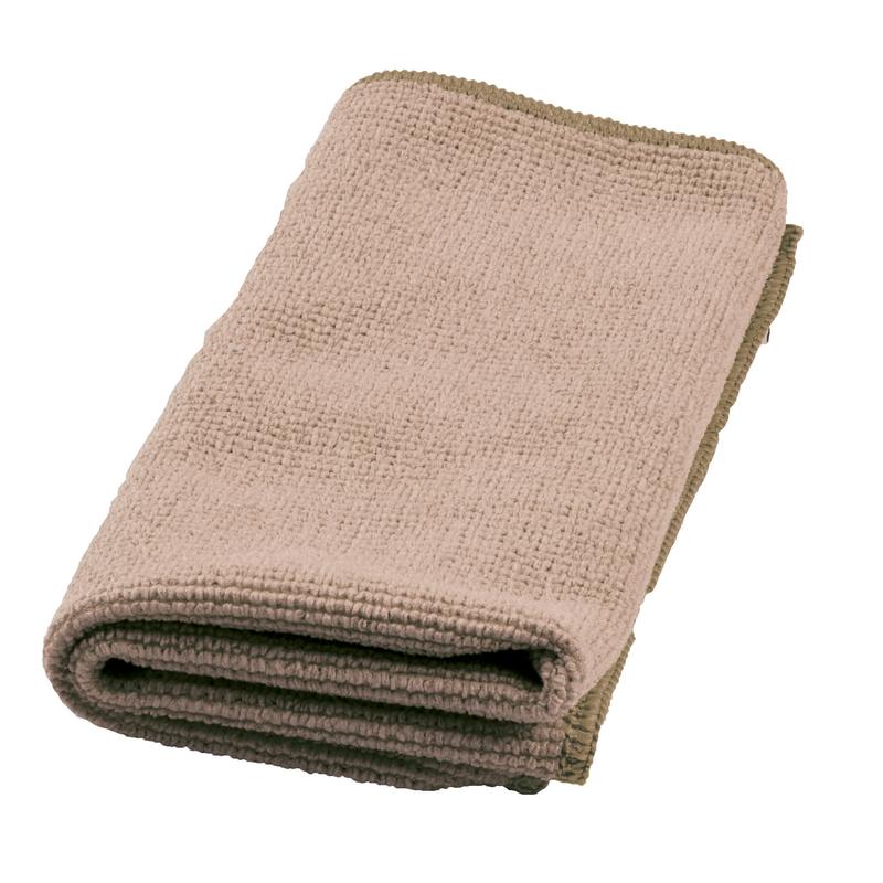 A folded TASKI Jonmaster Ultra Cloth XL cleaning cloth 40x40 cm from Diversey Deutschland GmbH & Co. OHG with a textured surface and sewn edges lies on a white background.