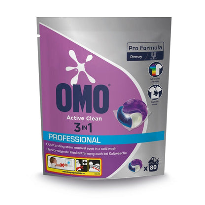 A resealable pouch with Omo Professional Active Clean 3in1 capsules from Diversey Deutschland GmbH & Co. OHG, with excellent stain removal in cold wash, with 80 washes per pack and information in German and English.