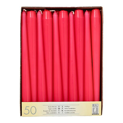 A box with 50 Starpak taper candles (Ø 2.2 cm, 25 cm high), each red and upright in rows, with a cream-colored label with text and numbers on the front.