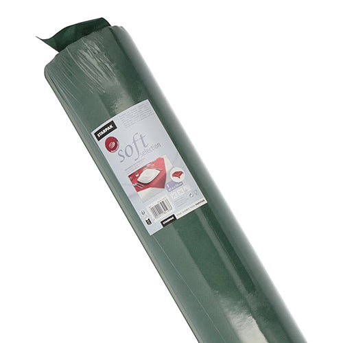 A rolled green Starpak tablecloth, fabric-like fleece “Soft Selection”, in transparent plastic with a label featuring product details and a table photo with plates and napkins. Brand: Starpak.