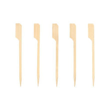 Five PAPSTAR 250 finger food skewers "pure" by PAPSTAR GmbH are arranged vertically on a plain white background. Each pick is light, has a flat, angled end, and a pointed tip - ideal for serving finger food.