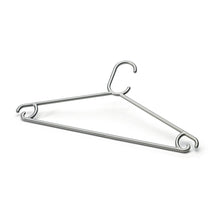 The Nölle Profi Brush Multi-Purpose Hanger 43 cm made of plastic from Nölle Profi Brush Brush & Paintbrush Technology e.K. impresses with its simple, angular design with wavy hooks, ideal for versatile storage and organization tasks.