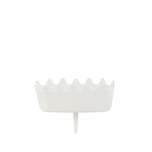 The PAPSTAR holder for number candles, white (3.8x4.9 cm) by PAPSTAR GmbH is a sturdy and decorative candle holder with a wavy edge and a spike for fastening - ideally presented on a neutral white background.