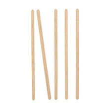 Five PAPSTAR stirring sticks made from FSC®-certified wood, 17.8 cm, are arranged vertically on a white background - the second from the left is tilted to the right.