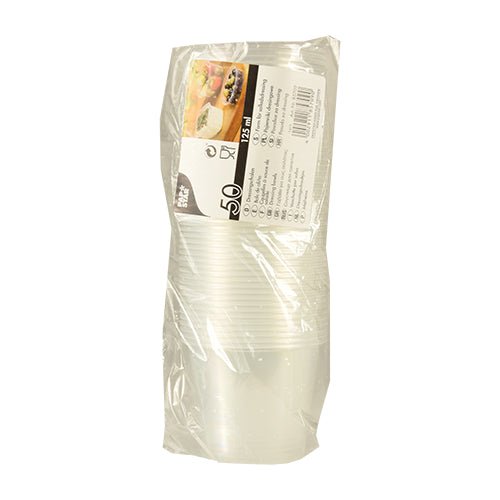 A sealed package contains 50 transparent Starpak dressing cups (PP, round, Ø 7.1 cm, each 125 ml). The label shows product information as well as images of food and drinks.