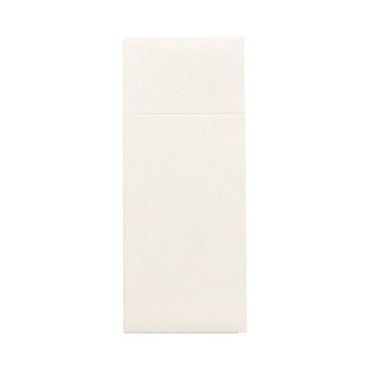 A vertical, cream-colored Starpak 480 cutlery bag envelope (Airlaid, 40 x 33 cm with cutlery fold) is depicted against a white background with a closed flap for hygienic presentation and without visible markings.