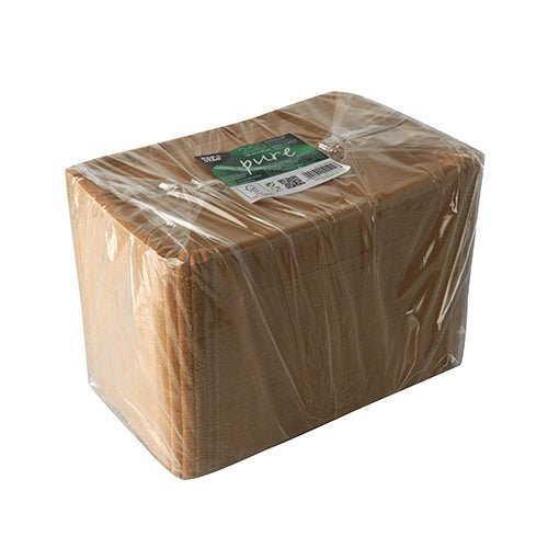 A rectangular stack of PAPSTAR 250 plates, "pure" cardboard rectangular white from PAPSTAR GmbH, white paper plates in clear plastic packaging with green-white label, made from environmentally friendly fresh fiberboard.