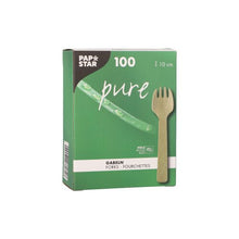 A green-white box from PAPSTAR GmbH with the inscription "Wooden Forks pure" contains 100 environmentally friendly, robust wooden forks (10 cm) with a fork image and the text "Gabeln/Fourchettes" on the front.