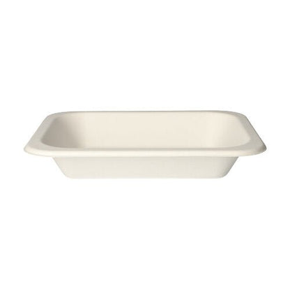 The 100 sealing trays of PAPSTAR GmbH are simple, rectangular, flat white trays made from eco-friendly sugarcane with rounded corners and slightly raised edges.