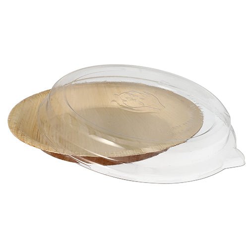 The Starpak 10 plate palm leaf round 500 ml Ø 23 cm · 5.3 cm combo pack consists of environmentally friendly light brown disposable plates with a textured surface and partially transparent rPET lid (10 pieces).