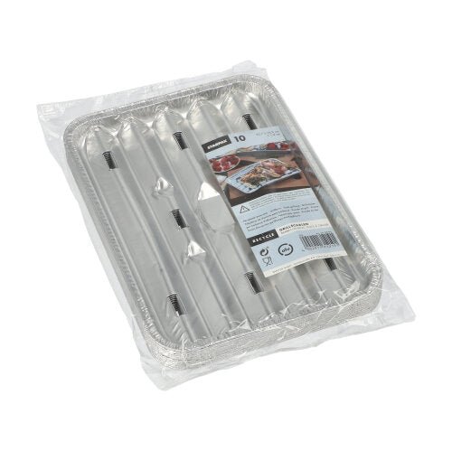 A package of 10 Starpak grill trays (aluminum, rectangular, 1.4 x 16.3 x 22.7 cm), sealed in clear plastic with a top label featuring product information and food images.