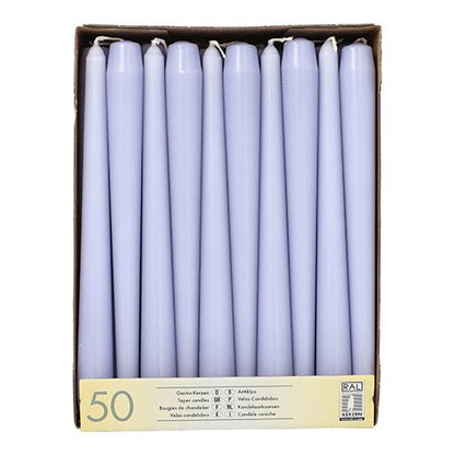 A box with 50 Starpak taper candles Ø 2.2 cm - 25 cm from Starpak, arranged upright in a single layer, with a beige bottom label indicating the product data and quantity.
