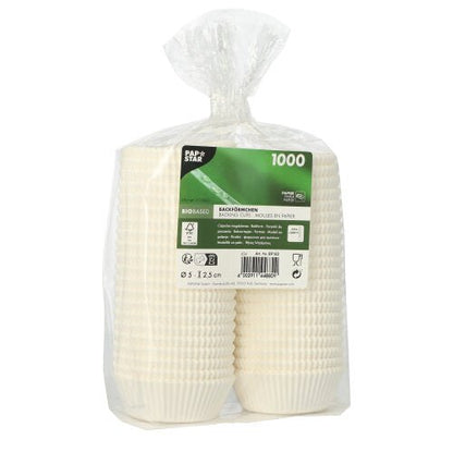 The PAPSTAR 1000 baking cups round of PAPSTAR GmbH are high-quality, fluted paper baking cups in a clear bag. The green label shows symbols for compostability and food safety - perfect for all baking needs.