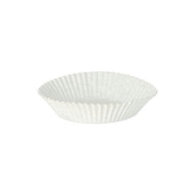 A cupcake liner around 1000 of PAPSTAR GmbH with fluted sides is depicted from a slight angle against a white background.