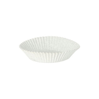 A cupcake liner around 1000 of PAPSTAR GmbH with fluted sides is depicted from a slight angle against a white background.