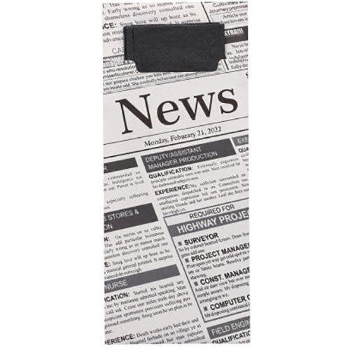 Alongside a folded newspaper dated Monday, February 21, 2022, with job offers and classifieds, there are 520 cutlery pouches (20 x 8.5 cm) from PAPSTAR GmbH with matching 2-ply napkins in the format 33 x 33 cm.